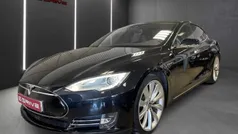 Preto Usado 2016 Tesla Model S Citadino | € 29.980 (Preço justo)