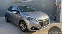 Usado 2019 Peugeot 208 Signature Sky Citadino | € 13.500 (Preço justo)