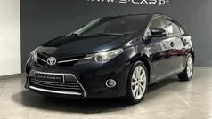 Cinzento Usado 2014 Toyota Auris Hybrid Citadino | € 13.790 (Preço justo)