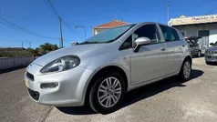 Cinzento Usado 2018 Fiat Punto Easy Citadino | € 9.950 (Preço justo)