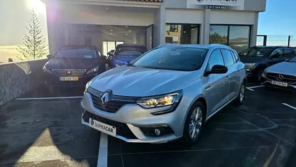 Cinzento Usado 2019 Renault Mégane IV Carrinha | € 15.990 (Preço justo)