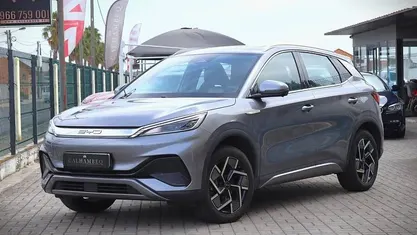 Cinzento Usado 2023 BYD Atto 3 SUV | € 27.990 (Preço justo)