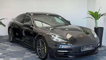 Usado Porsche Panamera 462 HP (339 kW) 2018