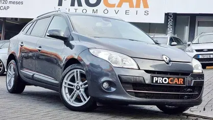 Cinzento Usado 2010 Renault Mégane III Carrinha | € 6.250 (Preço justo)
