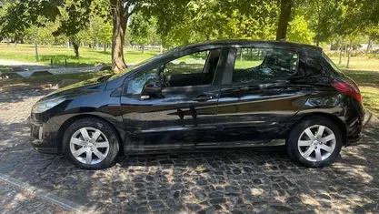 Preto Usado 2008 Peugeot 308 Citadino | € 5.500 (Preço justo)