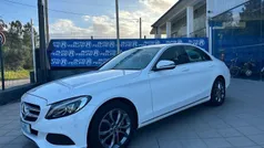 Branco Usado 2019 Mercedes C180 AMG line | € 21.600 (Preço justo)