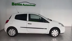 Branco Usado 2010 Renault Clio II Citadino | € 5.999 (Preço justo)