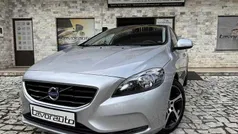 Usado 2015 Volvo V40 Momentum Carrinha | € 14.250 (Preço justo)