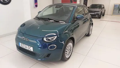 Azul Novo 2025 Fiat 500e Citadino | € 25.900 (Preço justo)
