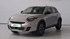 Bege Usado 2025 Fiat 600 SUV | € 24.500 (Preço justo)