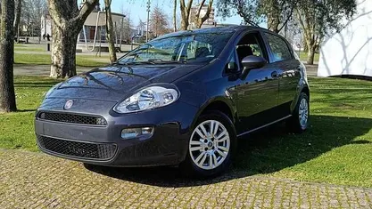 Usado Fiat Punto 95 HP (69 kW) 2017 Cinzento Citadino