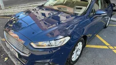 Azul Usado 2016 Ford Mondeo Titanium Sedan | € 13.500 (Preço justo)