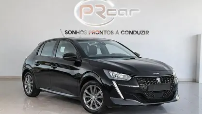 Preto Usado 2022 Peugeot e-208 Allure Citadino | € 18.500 (Preço justo)