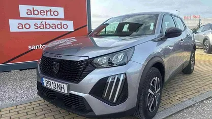 Cinzento Usado 2025 Peugeot 2008 Style SUV | € 22.990 (Preço justo)