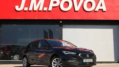 Usado Seat Leon 115 HP (84 kW) 2023 Preto