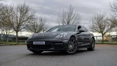 Cinzento Usado 2017 Porsche Panamera Sedan | € 107.000