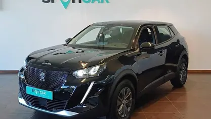 Usado Peugeot e-2008 Active 100 kW (136 HP) 2021 SUV