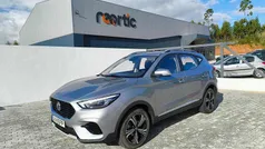 Cinzento Usado 2023 MG ZS | € 19.850 (Preço justo)