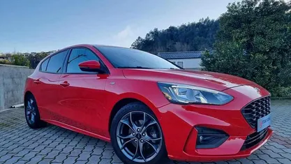 Vermelho Usado 2018 Ford Focus Citadino | € 14.250 (Preço justo)