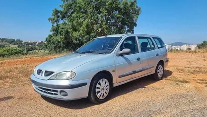 Usado Renault Mégane 95 HP (69 kW) 2000 Carrinha