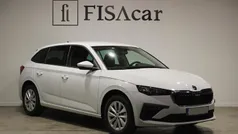 Branco Usado 2024 Skoda Scala Citadino | € 25.900 (Preço justo)