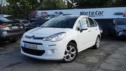 Branco Usado 2015 Citroën C3 Exclusive | € 8.750 (Preço justo)