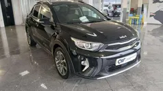 Preto Usado 2024 Kia Stonic SUV | € 22.999 (Preço justo)