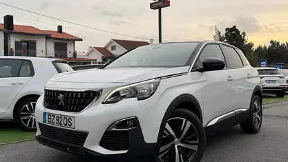 Usado 2017 Peugeot 3008 Allure Carrinha | € 17.850 (Bom preço)