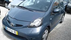 Cinza Usado 2008 Toyota Aygo Citadino | € 5.900 (Preço justo)