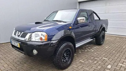 Azul Usado 2004 Nissan Navara Pickup | € 16.000 (Preço justo)