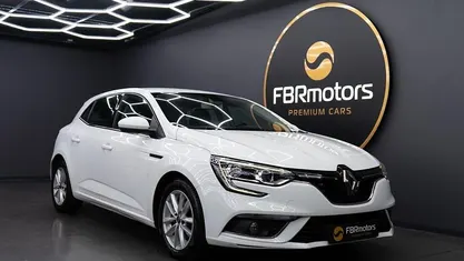 Branco Usado 2019 Renault Mégane IV Intens | € 12.990 (Preço justo)