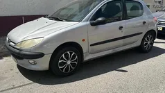 Cinzento Usado 1999 Peugeot 206 Citadino | € 1.250 (Preço justo)