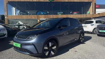 Usado BYD Dolphin Comfort 150 kW (204 HP) 2023 Citadino