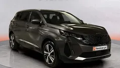 Cinza Usado 2021 Peugeot 5008 Allure Monovolume | € 21.980 (Preço justo)