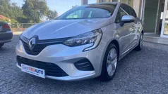 Cinza Usado 2021 Renault Clio V Intens | € 14.990 (Preço justo)