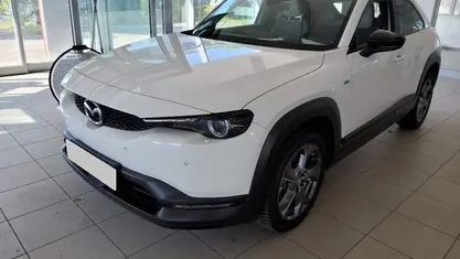Usado Mazda MX30 Ad'Vantage 106 kW (145 HP) 2023 Branco SUV