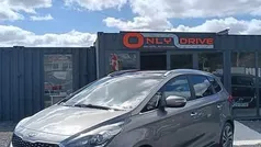 Cinzento Usado 2018 Kia Carens Monovolume | € 9.950 (Preço justo)