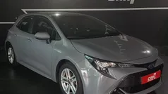 Cinza Usado 2022 Toyota Corolla Comfort Sedan | € 23.500 (Preço justo)