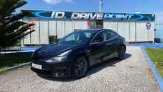 Preto Usado 2020 Tesla Model 3 Sedan | € 24.900 (Preço justo)