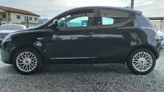 Preto Usado 2014 Lancia Ypsilon Gold Citadino | € 7.500 (Preço justo)