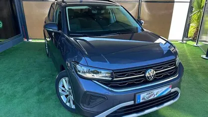 Cinzento Usado 2024 VW T-Cross SUV | € 25.800 (Preço justo)