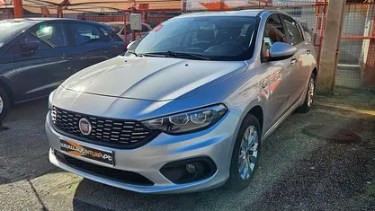 Usado Fiat Tipo Lounge 95 HP (69 kW) 2020 Cinza Sedan