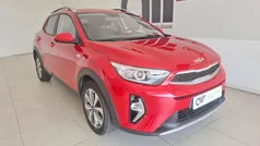 Usado 2023 Kia Stonic SUV | € 15.750 (Bom preço)