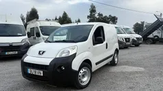 Branco Usado 2017 Peugeot Bipper Van | € 7.500 (Preço justo)