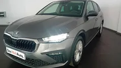Cinzento Usado 2024 Skoda Scala Citadino | € 20.390 (Bom preço)
