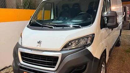 Branco Usado 2019 Peugeot Boxer Van | € 17.850 (Preço justo)