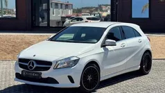 Branco Usado 2018 Mercedes A180 Citadino | € 17.990 (Preço justo)