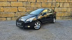Preto Usado 2012 Peugeot 5008 Sport Monovolume | € 7.950