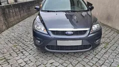 Cinzento Usado 2009 Ford Focus Citadino | € 4.750 (Preço justo)
