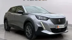 Cinza Usado 2023 Peugeot e-2008 Active SUV | € 24.380 (Preço justo)